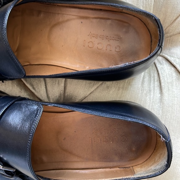 Authentic Gucci shoes - Picture 2 of 16